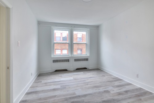 Chambre à coucher principale - 38-4855 Ch. Queen-Mary, Montréal (Côte-Des-Neiges/Notre-Dame-De-Grâce), QC - Indoor Photo Showing Other Room