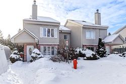 156  - 158 Mtée Gagnon  Bois-Des-Filion, QC J6Z 2L1