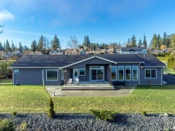 3885 Discovery Dr  Campbell River, BC V9W 4W5