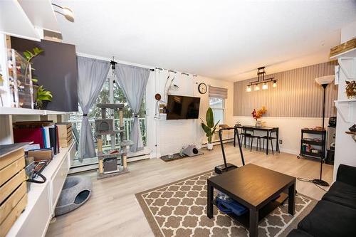 5-618 Kenaston Blvd, Winnipeg, MB 