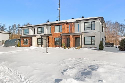740 Rue Monique-Dupont  Trois-Rivières, QC G8W 0H3