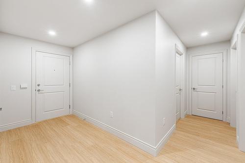 Hall d'entrée/Vestibule - 17-977 Ch. Massawippi, North Hatley, QC - Indoor Photo Showing Other Room