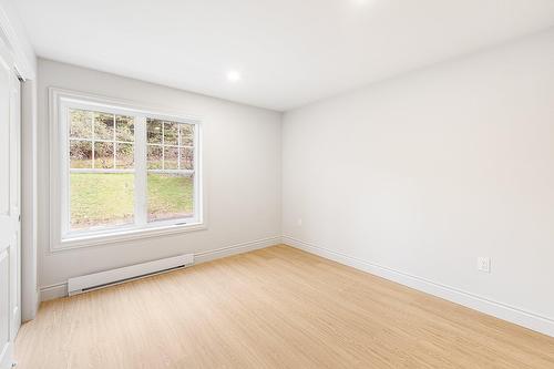 Chambre à coucher - 17-977 Ch. Massawippi, North Hatley, QC - Indoor Photo Showing Other Room