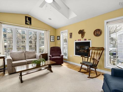 16 Canary Crescent, Halifax, NS 