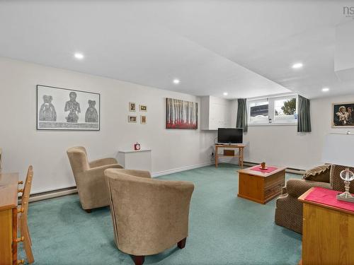 16 Canary Crescent, Halifax, NS 