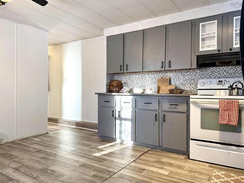 16 Brentwood Estates, Amherst, NS 