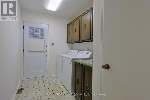 22 Cobblestone Drive, Markham, ON - Indoor Photo Showing Laundry Room