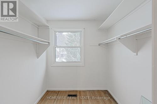 22 Cobblestone Drive, Markham, ON - Indoor With Storage