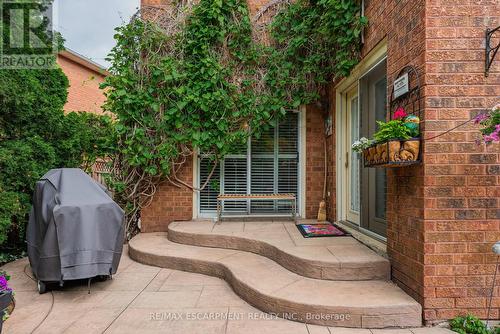 2054 Teeside Court, Mississauga, ON - Outdoor With Exterior