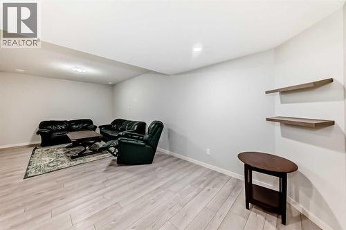 54 Seton Manor Se, Calgary, AB - Indoor