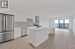 15 GLEBE Street Unit# 1904  Cambridge, ON N1S 0C3