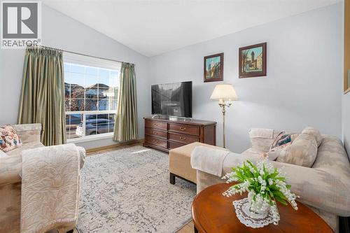 118 Bridleridge Way Sw, Calgary, AB - Indoor Photo Showing Living Room