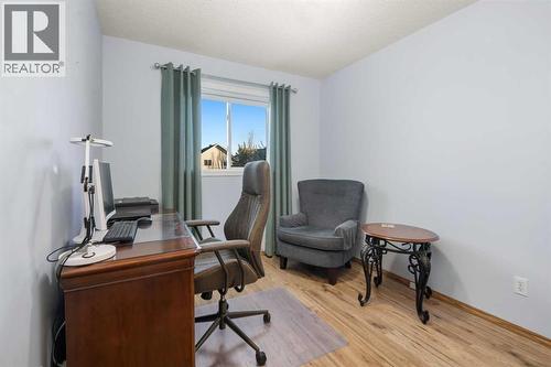 118 Bridleridge Way Sw, Calgary, AB - Indoor Photo Showing Office