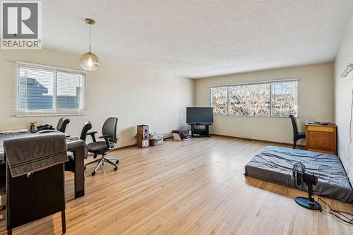 111 27 Avenue Nw, Calgary, AB - Indoor