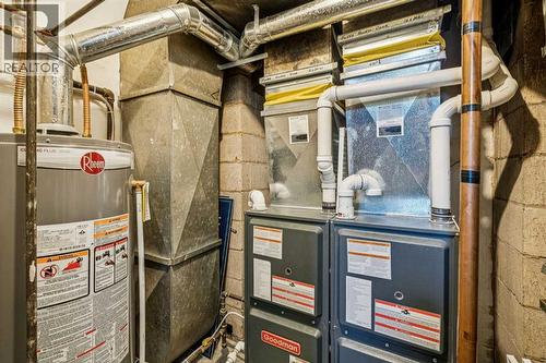 111 27 Avenue Nw, Calgary, AB - Indoor Photo Showing Basement