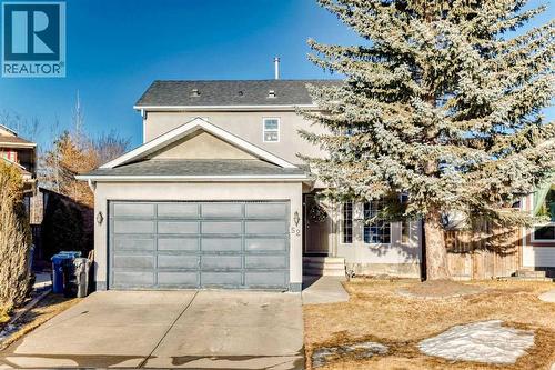 52 Douglas Ridge Close SE  Calgary, AB T2Z 2M4