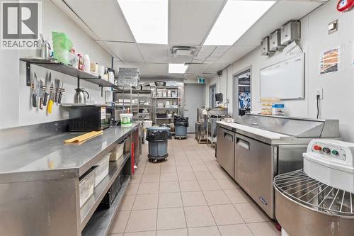 3220 17 Avenue Sw, Calgary, AB 