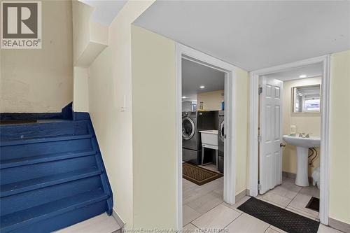 609 St. Joseph, Windsor, ON - Indoor Photo Showing Other Room