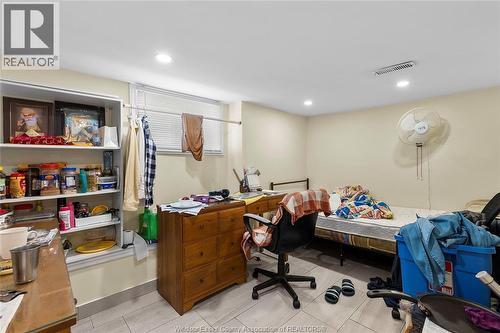 609 St. Joseph, Windsor, ON - Indoor Photo Showing Office