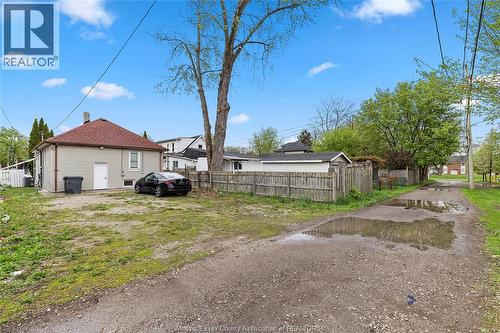 609 St. Joseph, Windsor, ON - Outdoor