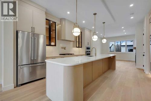 3122 4A Street NW  Calgary, AB T2M 3B4