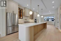 3122 4A Street NW  Calgary, AB T2M 3B4