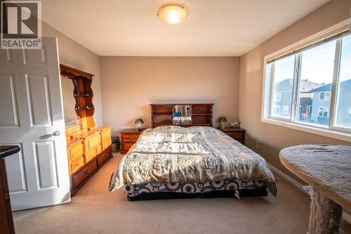 11 Saddlebrook Mews Ne, Calgary, AB - Indoor Photo Showing Bedroom