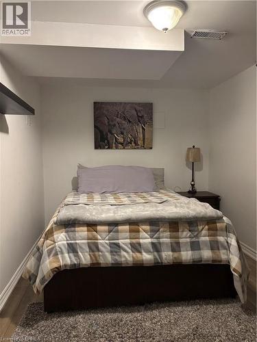 252 Berry Street, Shelburne, ON - Indoor Photo Showing Bedroom