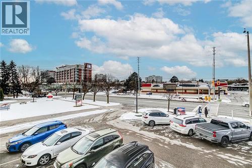 1858 Lakeshore Road W, Mississauga, ON 