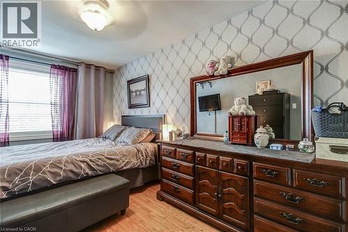 1858 Lakeshore Road W, Mississauga, ON 