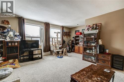 1858 Lakeshore Road W, Mississauga, ON 