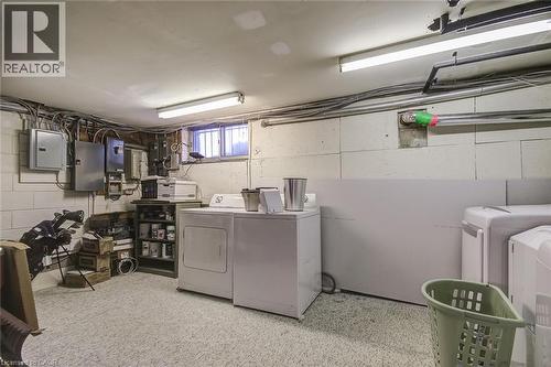 1858 Lakeshore Road W, Mississauga, ON 