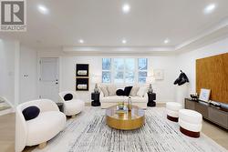 29 ROSITA CRESCENT  Toronto, ON M1L 1X7