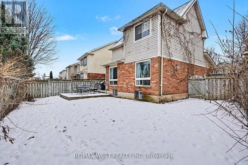 2232 Casselman Court, Burlington, ON - Outdoor