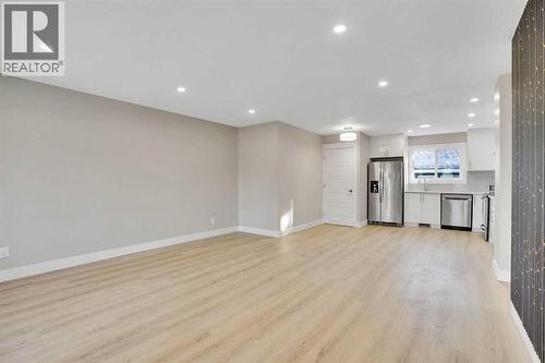 6060 Madigan Drive Ne, Calgary, AB - Indoor Photo Showing Other Room