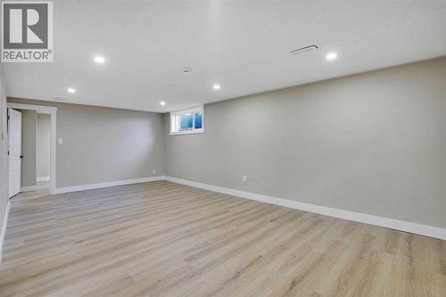 6060 Madigan Drive Ne, Calgary, AB - Indoor