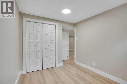 6060 Madigan Drive Ne, Calgary, AB - Indoor Photo Showing Other Room