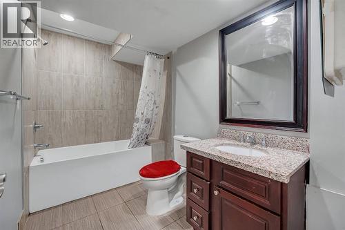 278 Saddlefield Place Ne, Calgary, AB - Indoor Photo Showing Bathroom