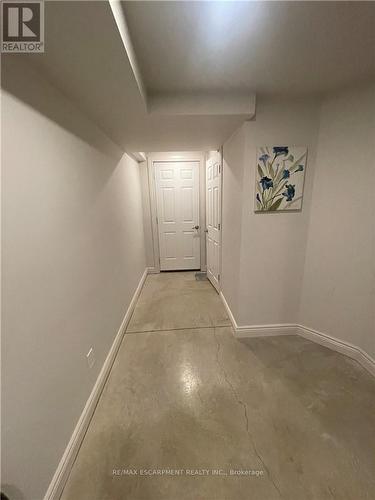 35 - 1890 Rymal Road E, Hamilton, ON - Indoor Photo Showing Other Room