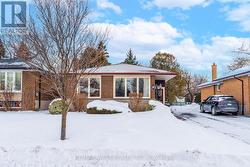 37 GRACE STREET  Toronto, ON M1J 2M3