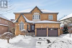 618 PONTING PLACE  Newmarket, ON L3X 1T4