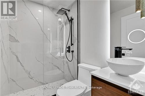 3 PC BATHROOM BASMENT - 828 Alpine Avenue, Ottawa, ON - Indoor Photo Showing Bathroom