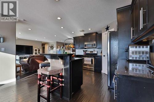 233073 Twp Rd 45, Spring Coulee, AB - Indoor