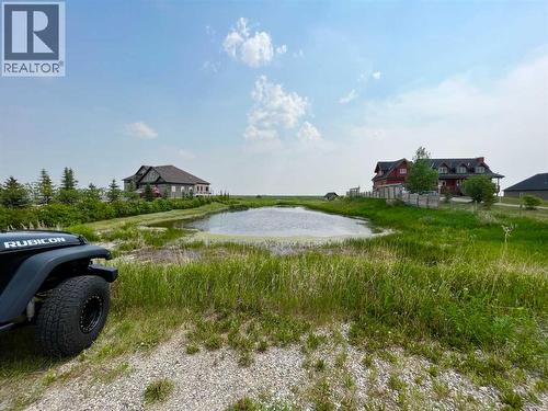 421 Railway, Cheadle, AB 