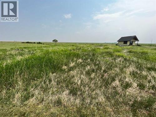 421 Railway, Cheadle, AB 