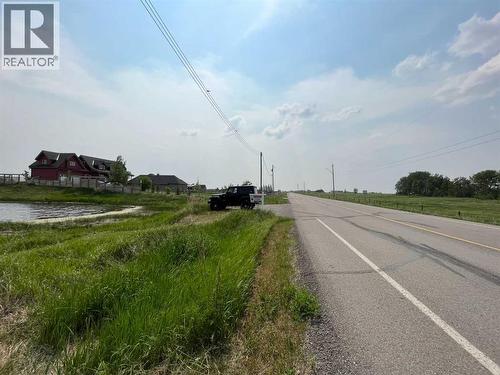 421 Railway, Cheadle, AB 