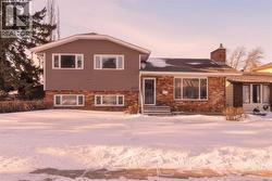 3411 51A Avenue  Innisfail, AB T4G 1H4