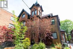 402 - 133 DUNN AVENUE  Toronto, ON M6K 2R8