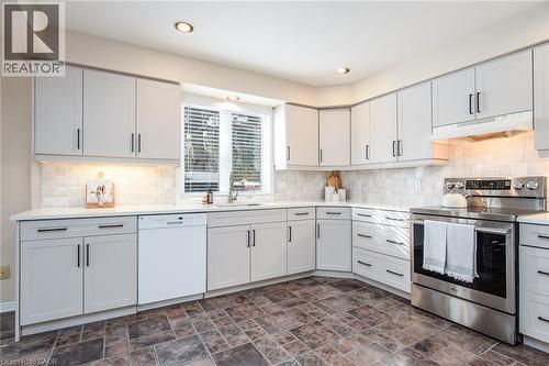 216 Northlake Drive, Waterloo, ON - Indoor Photo Showing Kitchen