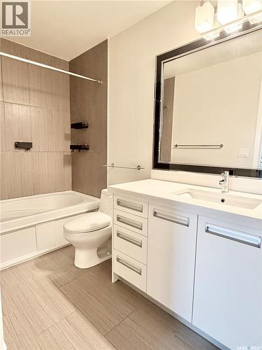 1207 1015 Patrick Crescent, Saskatoon, SK - Indoor Photo Showing Bathroom